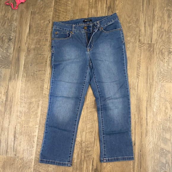 Capris - Picture 1 of 1